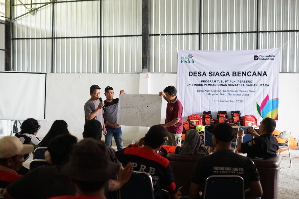 Masyarakat Desa Kuta Gugung saat mengikuti pelatihan Desa Siaga Bencana PLN Tahun 2026 di Aula Desa Kuta Gugung, Kecamatan Naman Teran, Kabupaten Karo, Rabu (16/9/2026).