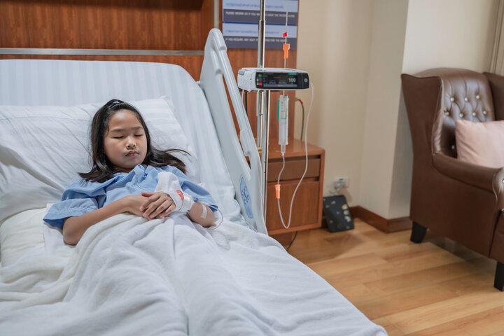 ILUSTRASI: Seorang anak dirawat karena menderita penyakit Influenza A atau Super Flu.