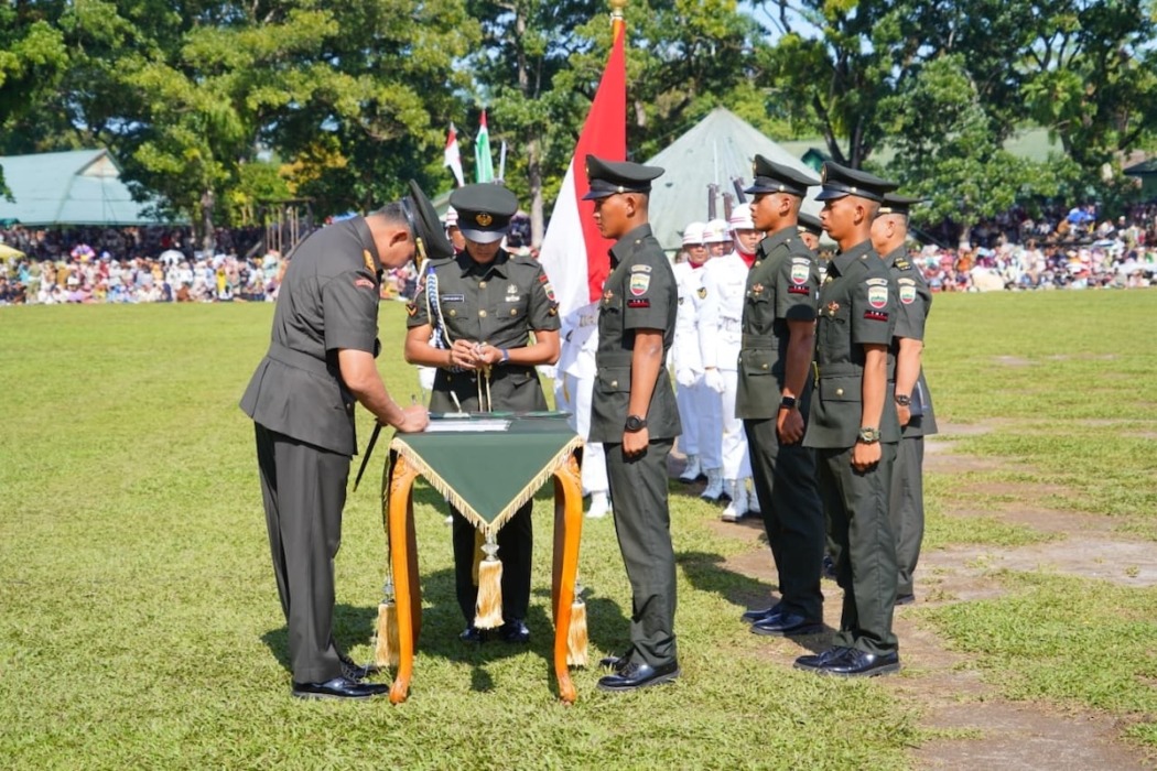 1.955 Siswa Resmi Jadi Prajurit TNI AD