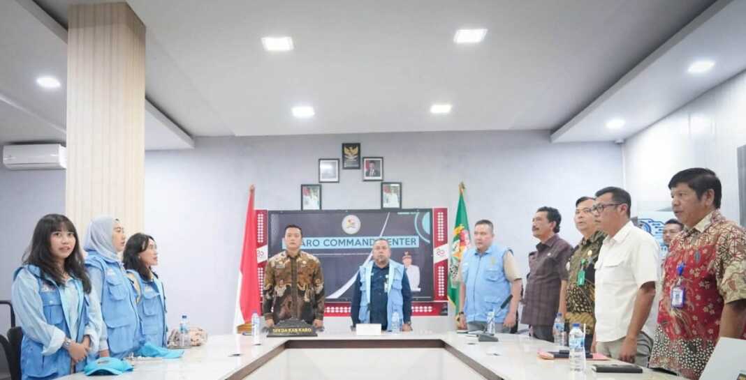 Bupati Karo Antonius Ginting, diwakili Sekretaris Daerah Kabupaten Karo, Gelora Kurnia Putra Ginting menerima Tim Penjaringan Program Kampung Kreatif Sumut Berkah di Kantor Bupati Karo, Kamis (8/10).