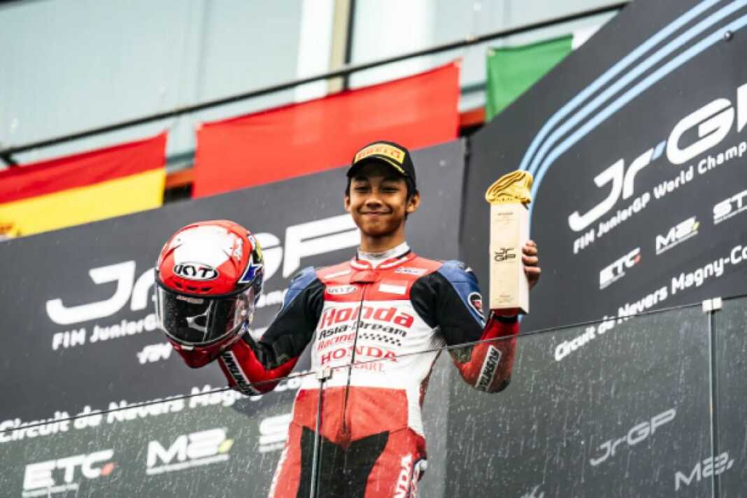 Pembalap Indonesia M Kiandra Ramadhipa.