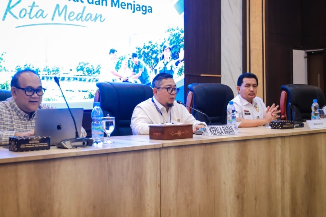 Diskusi dalam FGD digelar Badan Riset dan Inovasi Daerah (Brida) Kota Medan di Ruang Rapat III Kantor Wali Kota Medan, Rabu (21/10/2026).