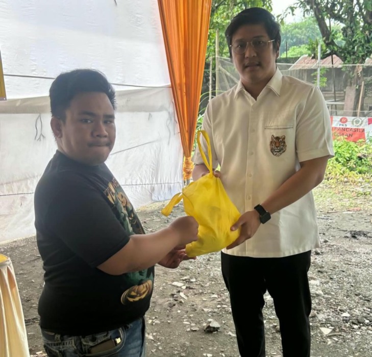 dr Dimas saat menggelar kegiatan Pembinaan Ideologi Pancasila dan Wawasan Kebangsaan di Jalan Bunga Raya Gg Keluarga, Kelurahan Asam Kumbang, Medan Selayang, Sabtu (24/10/2026).(Tim dr Dimas Sofani Lubis).