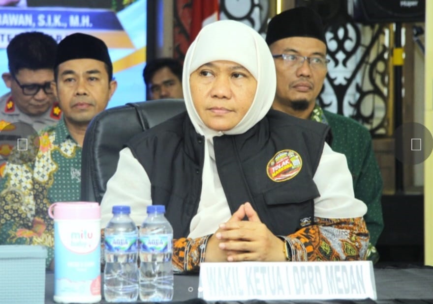 Wakil Ketua DPRD Medan, Hj Sri Rezeki Amd.