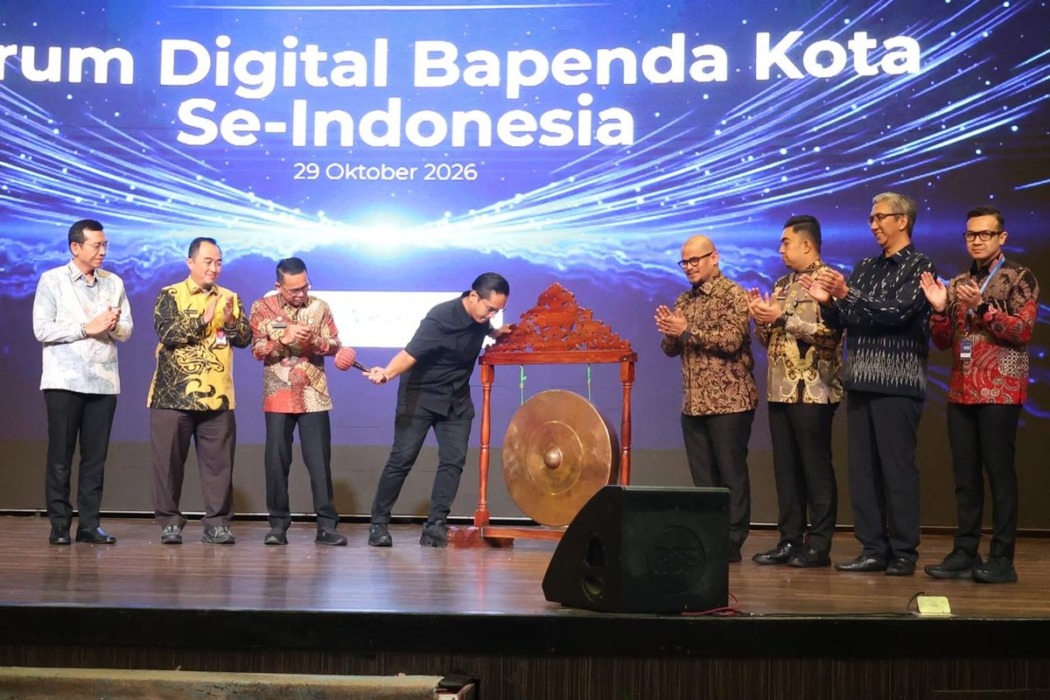 Wali Kota Medan Rico Tri Putra Bayu Waas membuka kegiatan Forum Digital Bapenda se-Indonesia 2026 di Hotel Grand City Hall, Kamis (29/10/2026).